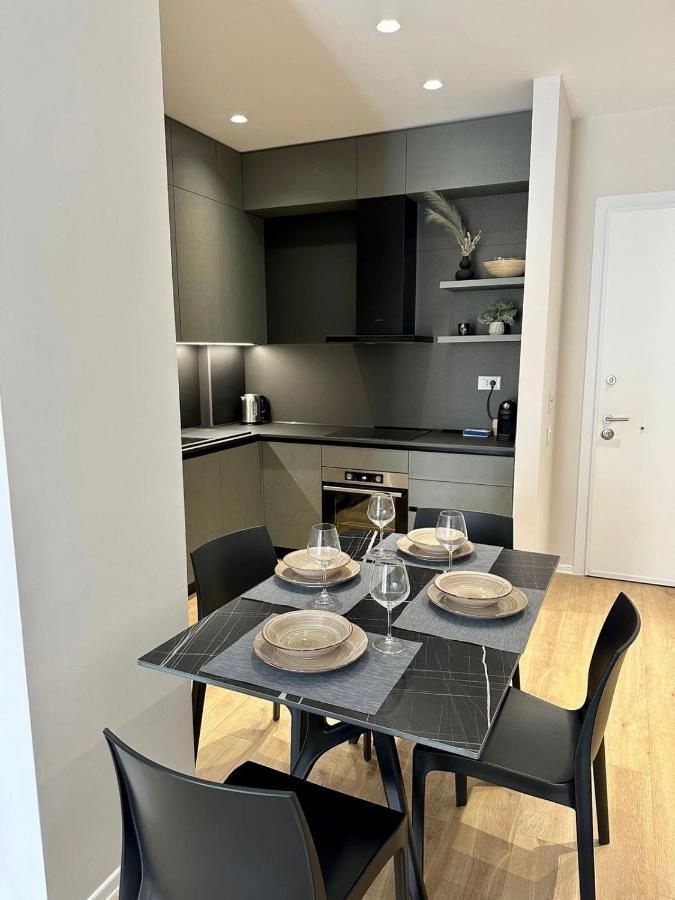 New Brilant Apartment تيرانا المظهر الخارجي الصورة